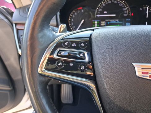 Used 2019 Cadillac CTS Luxury RWD image 17