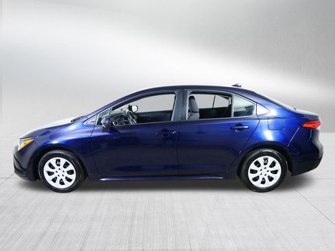 Used 2024 Toyota Corolla LE FWD image 4