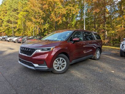 Used 2024 Kia Carnival LX