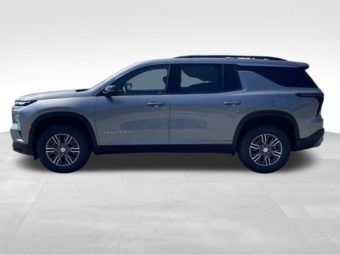 New 2026 Chevrolet Traverse LT w/ Driver Confidence Package image 7