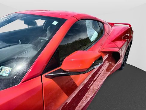 Used 2022 Chevrolet Corvette Stingray Premium Cpe w/ Z51 Performance Package RWD image 11
