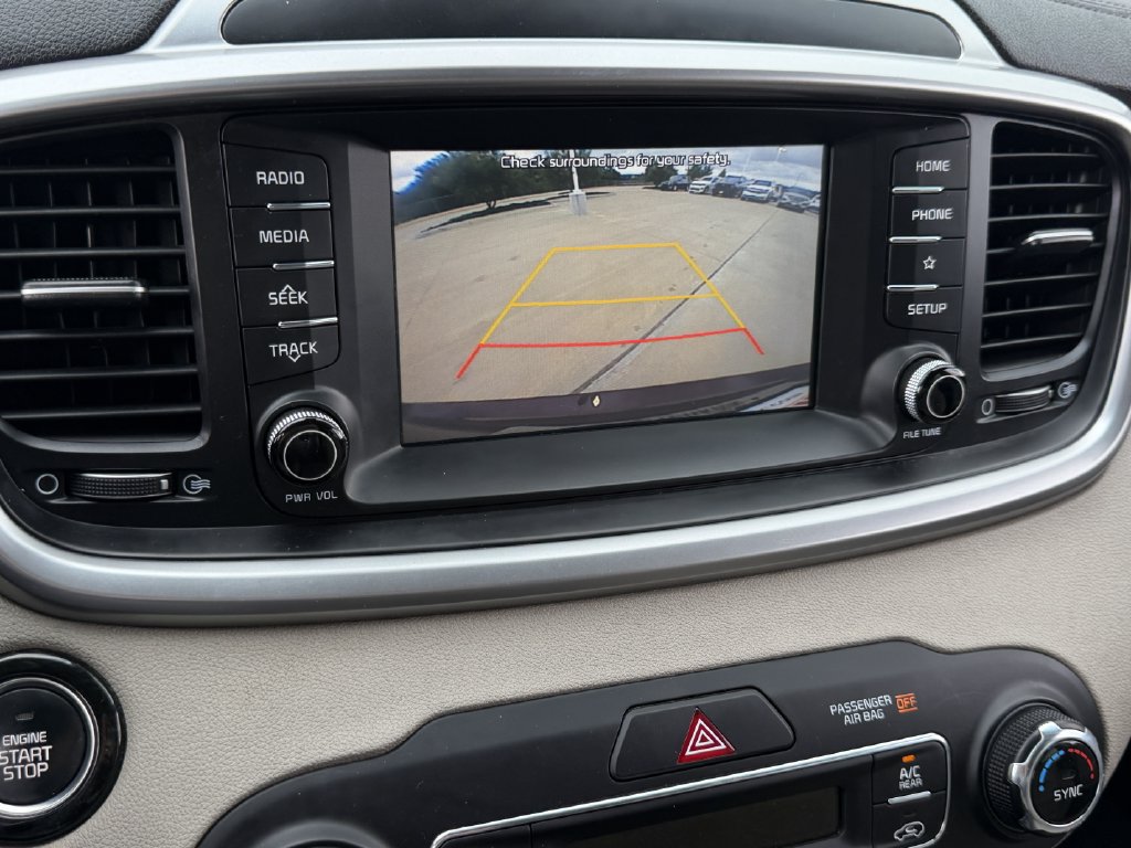 Used 2020 Kia Sorento EX FWD image 18