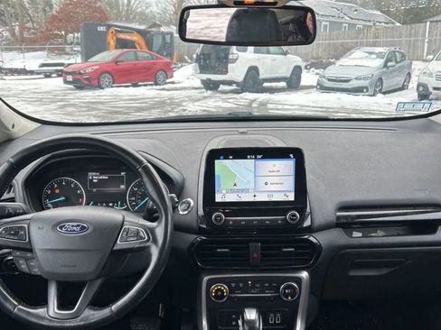 Used 2018 Ford EcoSport Titanium image 5