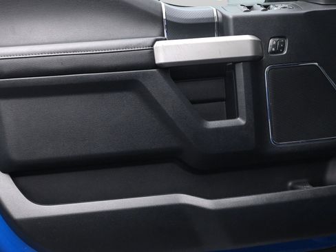 Used 2019 Ford F150 Lariat w/ Equipment Group 502A Luxury AWD/4WD image 15