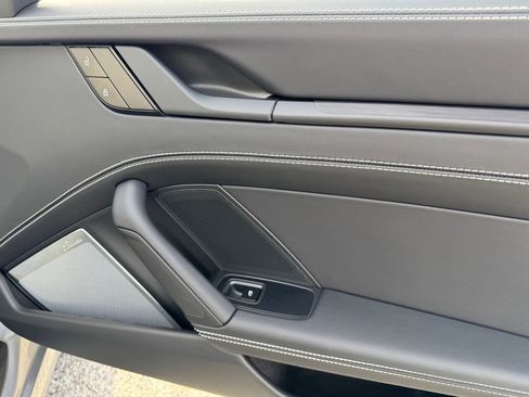 Used 2024 Porsche 911 Targa 4 GTS image 22