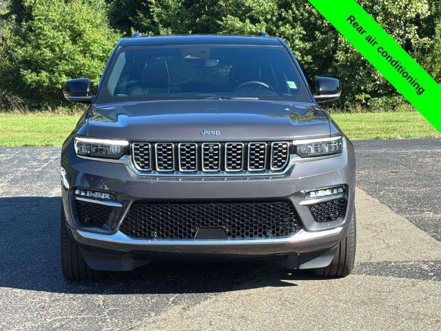 Used 2024 Jeep Grand Cherokee Summit AWD/4WD image 34