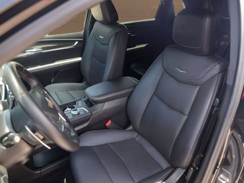 Used 2022 Cadillac XT5 Sportv AWD/4WD image 7