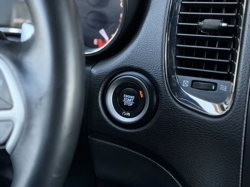 Used 2019 Dodge Durango R/T image 33