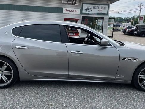 Used 2017 Maserati Quattroporte S GranLusso Q4 AWD/4WD image 11