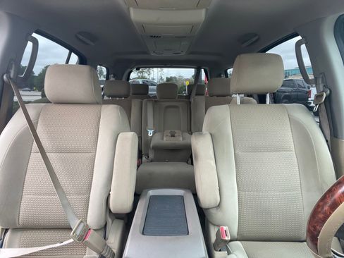 Used 2008 Nissan Armada SE w/ Drivers Preferred Pkg image 31