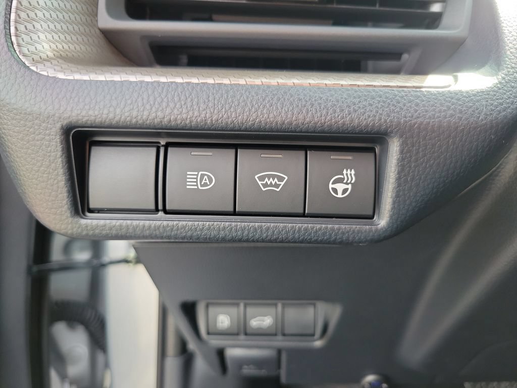 New 2027 Toyota Prius Limited w/ Limited Premium Package FWD image 23