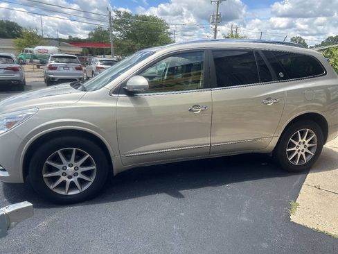 Used 2017 Buick Enclave Leather AWD/4WD image 3