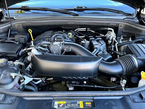 Used 2024 Dodge Durango GT image 38