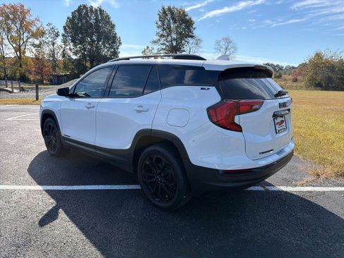 Used 2020 GMC Terrain SLT w/ Elevation Edition image 7