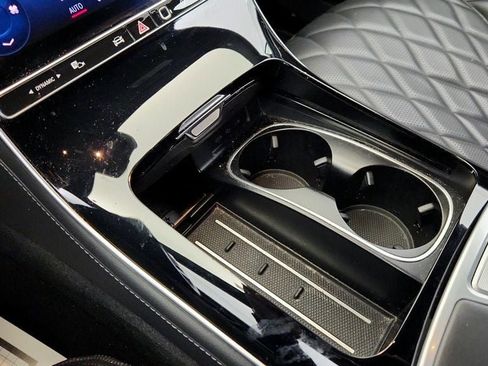 Used 2022 Mercedes-Benz S 500 4MATIC image 16