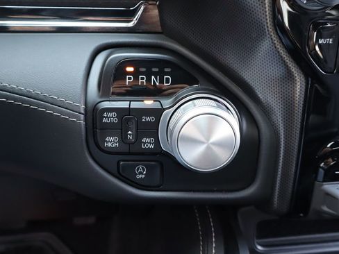 Used 2024 RAM 1500 Limited AWD/4WD image 9