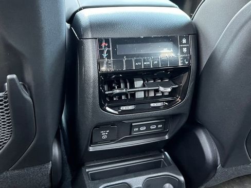 New 2026 Jeep Grand Cherokee L Limited AWD/4WD image 34