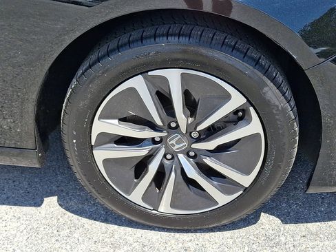Used 2021 Honda Accord EX image 8