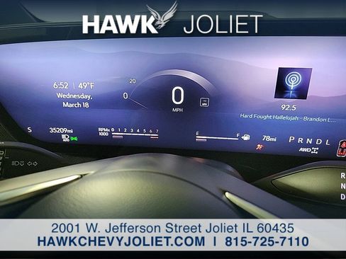 Used 2025 Buick Enclave Preferred AWD/4WD image 16