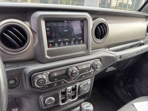 Certified 2022 Jeep Wrangler Unlimited Sport AWD/4WD image 12