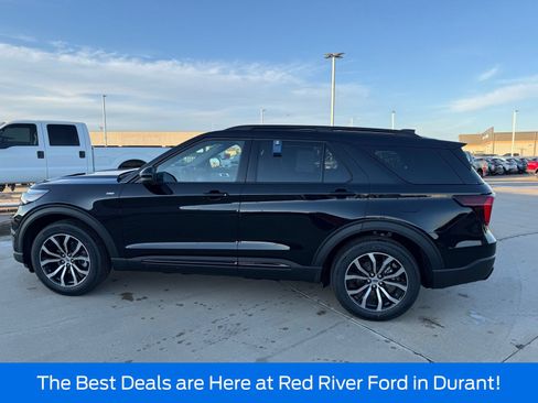 New 2026 Ford Explorer ST-Line RWD image 8