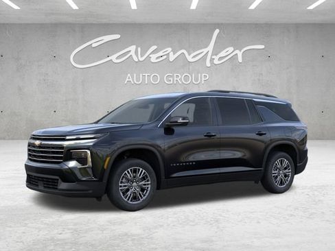 New 2027 Chevrolet Traverse LT w/ Driver Confidence Package AWD/4WD image 2