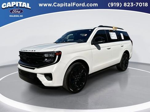 Certified 2025 Ford Expedition Platinum w/ Stealth Appearance Package AWD/4WD image 1