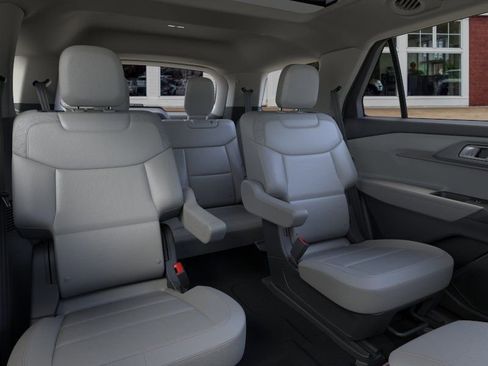 New 2026 Ford Explorer Active w/ Active Comfort Package AWD/4WD image 11
