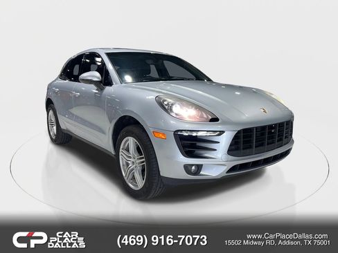 Used 2016 Porsche Macan S w/ Premium Package Plus image 2