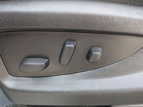 Used 2020 Chevrolet Tahoe LT image 13