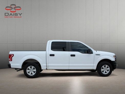Used 2016 Ford F150 XL w/ Equipment Group 101A Mid RWD image 4