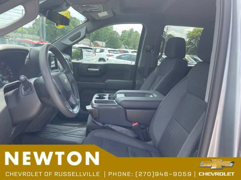 Used 2023 Chevrolet Silverado 1500 Custom w/ LPO, Dark Essentials Package AWD/4WD image 4