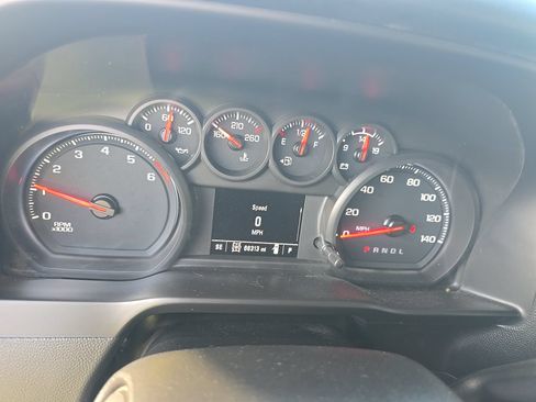 Used 2020 Chevrolet Silverado 1500 Custom Trail Boss w/ Custom Convenience Package AWD/4WD image 10