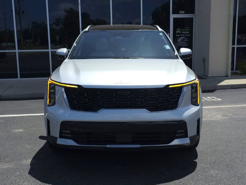 Used 2025 Kia Sorento SX Prestige AWD/4WD image 2