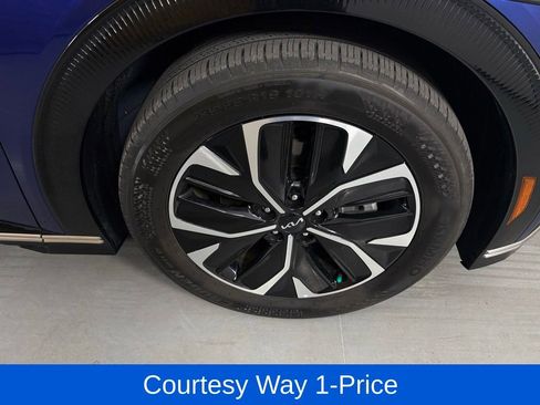 Used 2023 Kia EV6 Wind RWD image 13