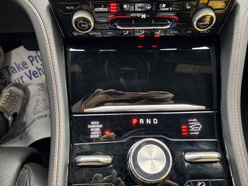 Used 2024 Jeep Grand Cherokee L Summit image 40