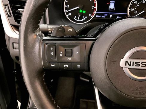 Used 2021 Nissan Rogue SV w/ Premium Package AWD/4WD image 11