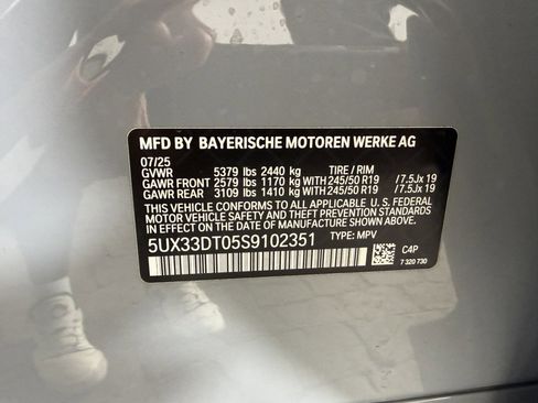 Used 2025 BMW X4 xDrive30i image 27