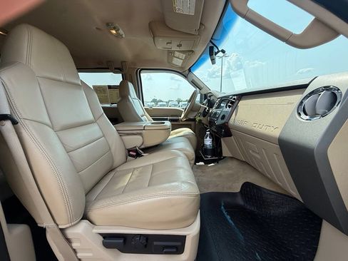 Used 2010 Ford F350 4x4 Crew Cab Super Duty image 26