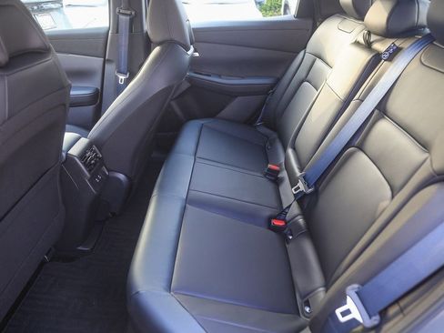 Used 2026 Nissan Leaf SV+ w/ Floor Mat Package (SV+) FWD image 19