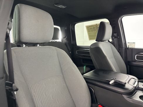 Used 2024 RAM 2500 Big Horn image 27