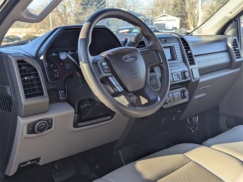 Used 2017 Ford F350 XL image 9