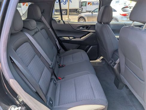 Used 2025 Chevrolet Equinox LT FWD image 30