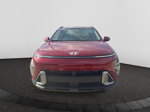 Used 2025 Hyundai Kona SEL image 8