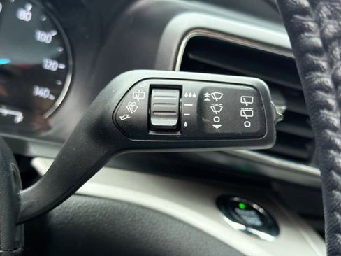 Used 2020 Ford Explorer XLT w/ Equipment Group 202A image 26