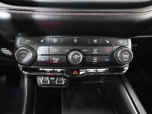 Used 2021 Dodge Durango R/T w/ Blacktop Package AWD/4WD image 30