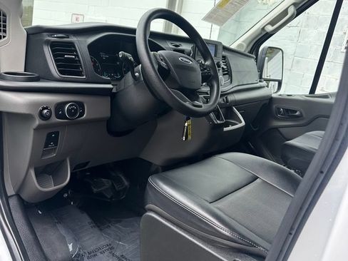 Used 2024 Ford Transit 250 148 High Roof RWD image 10