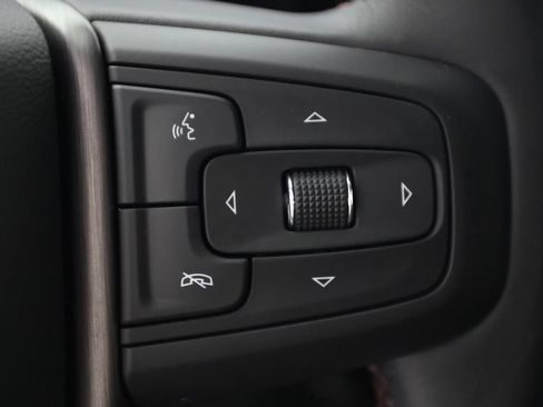 Used 2025 GMC Sierra 2500 AT4X AWD/4WD image 25