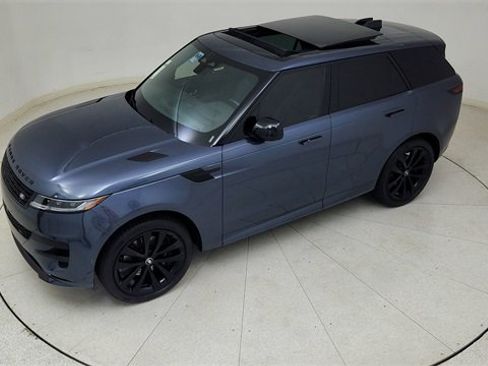 Used 2025 Land Rover Range Rover Sport Dynamic SE image 79