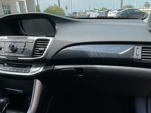 Used 2014 Honda Accord Sport image 27